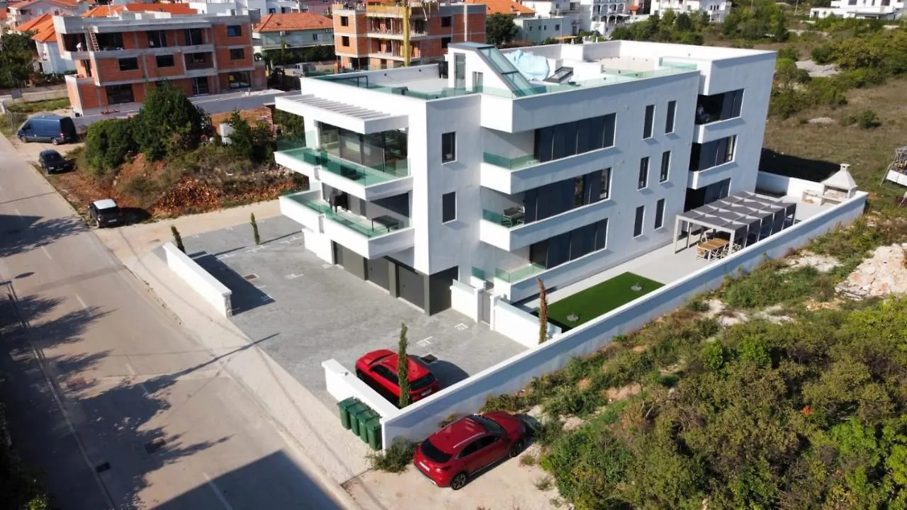 Novi Apartman Beti Blizu Plaze S Besplatnim Parkingom, Puntamika - Zadar Apartment